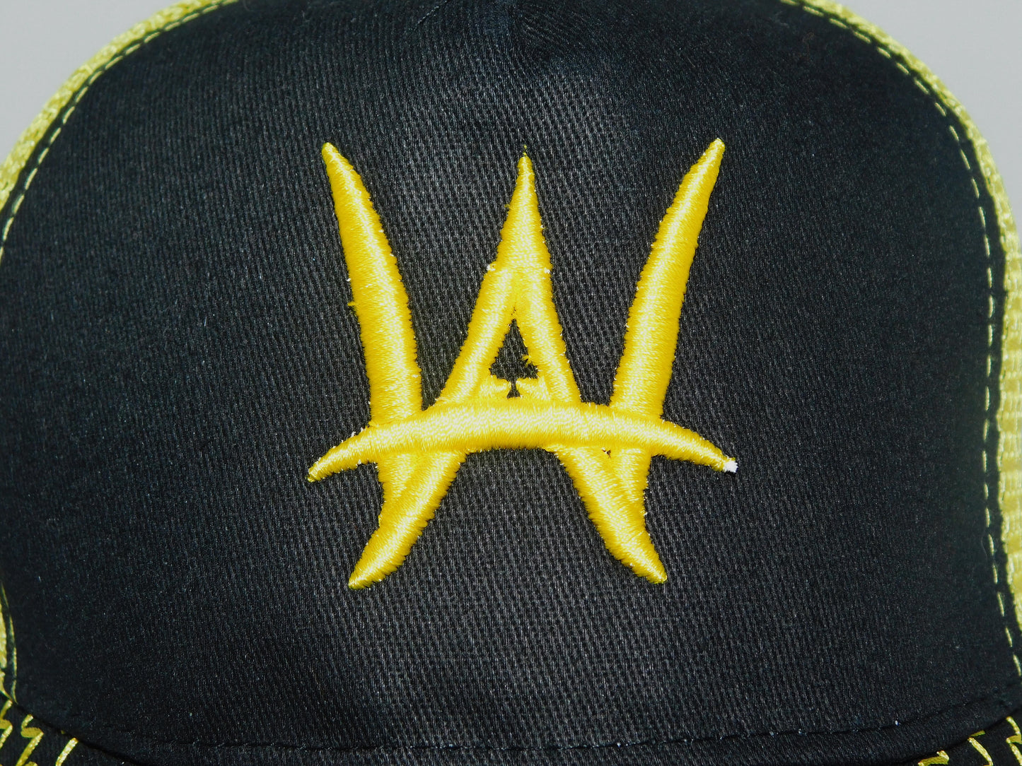 AW Trucker cap Black and yellow